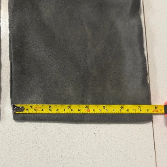 Tom Ford Gray ultra suede dust Bags - Picture 5 of 7